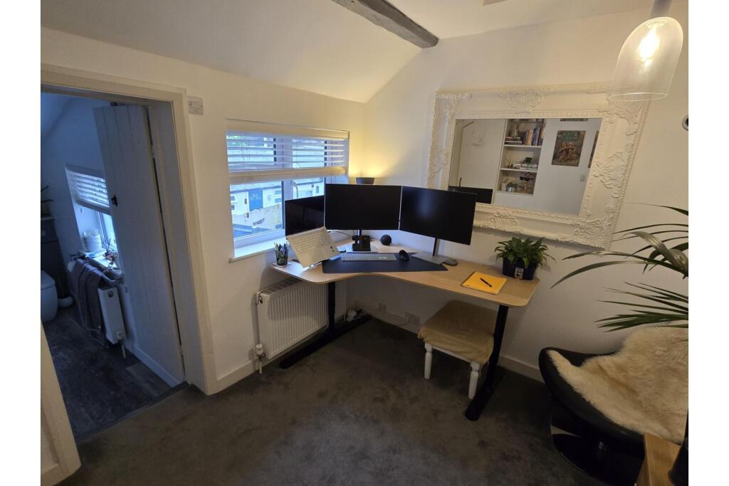 Bedroom Three/Study
