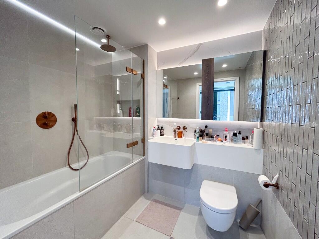 Master Ensuite