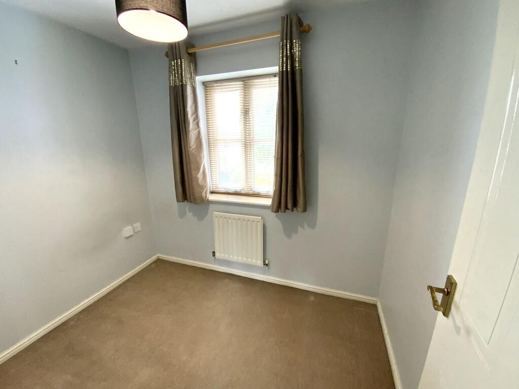 29 Chatterton bed...