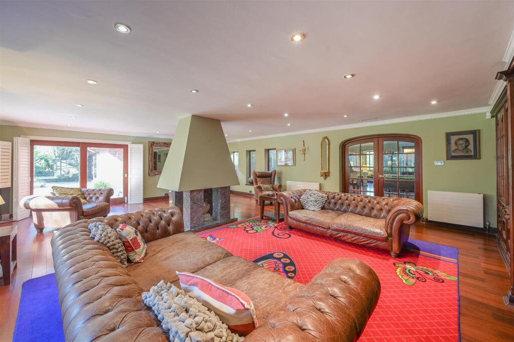 Court Manor (24 of 60).jpg