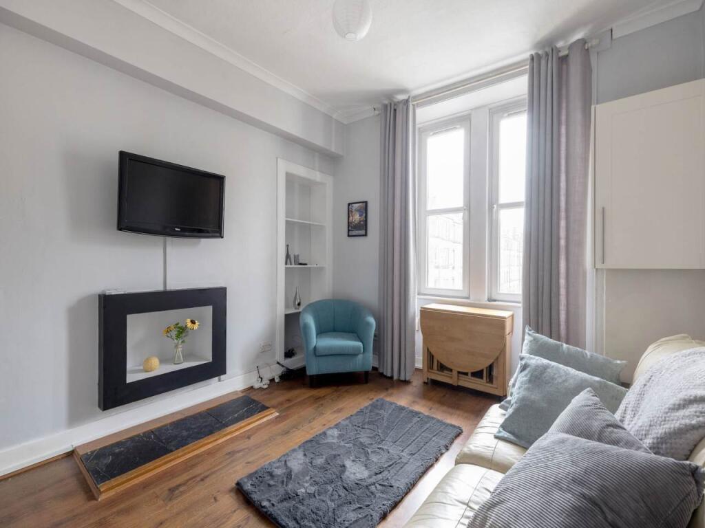 58211_CaledonianCres