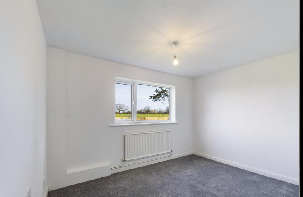 Fairholme Close, ...