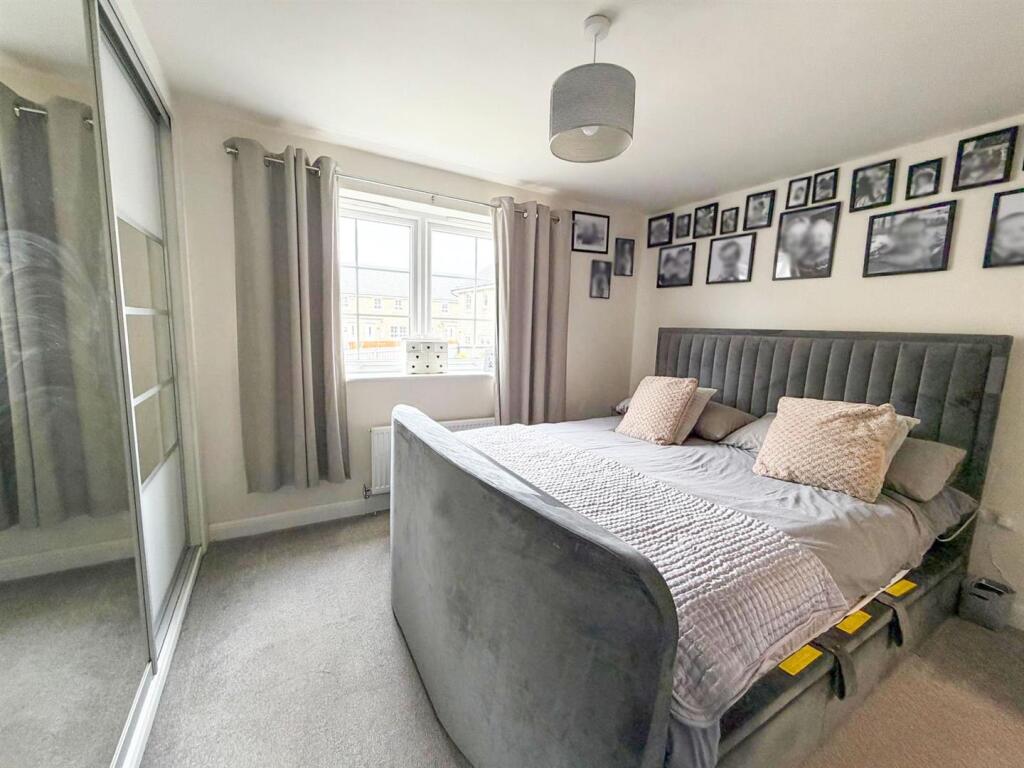 3 bed semi-detached house, Silsden  11