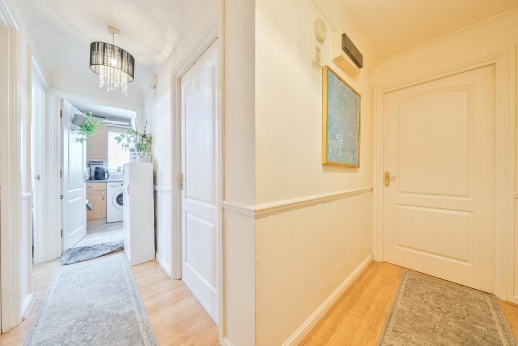 Entrance/Hallway