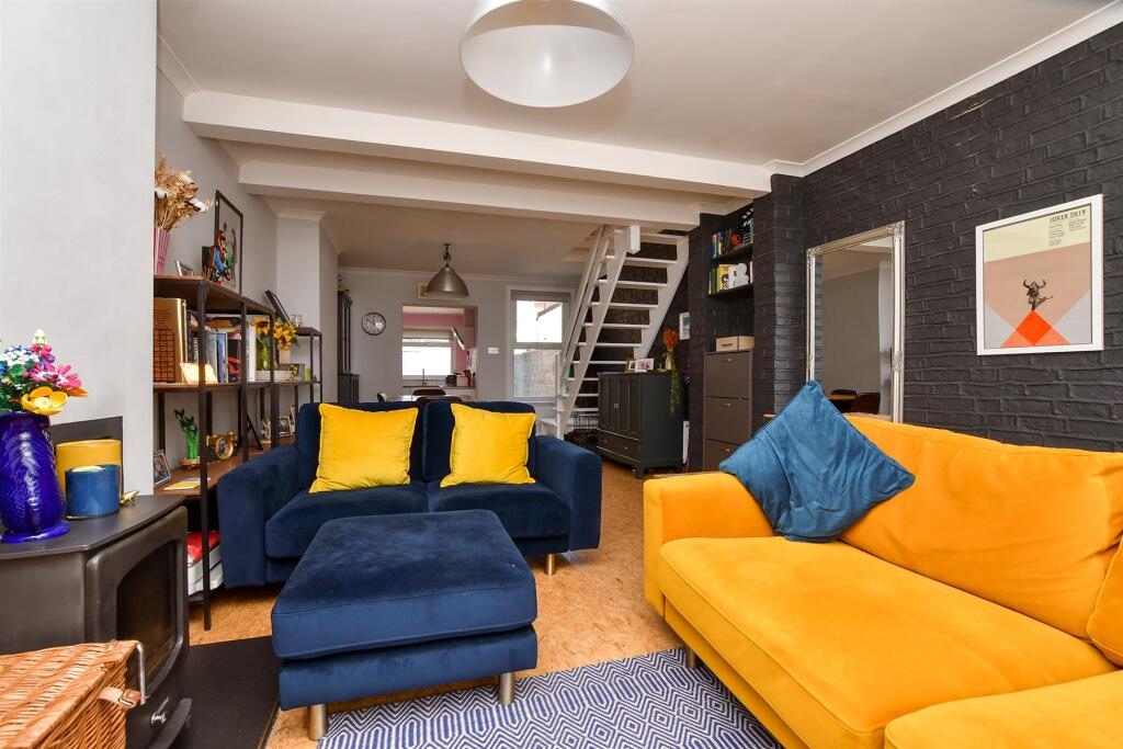 Lounge / Dining Room