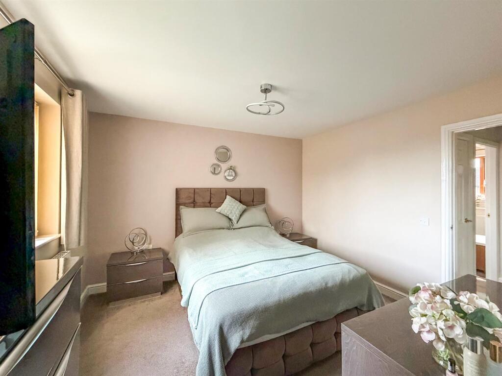 Additional Photograph