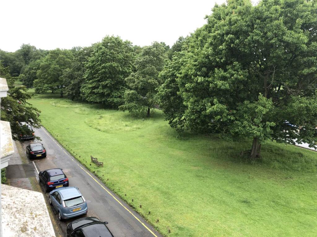 67F London (7)