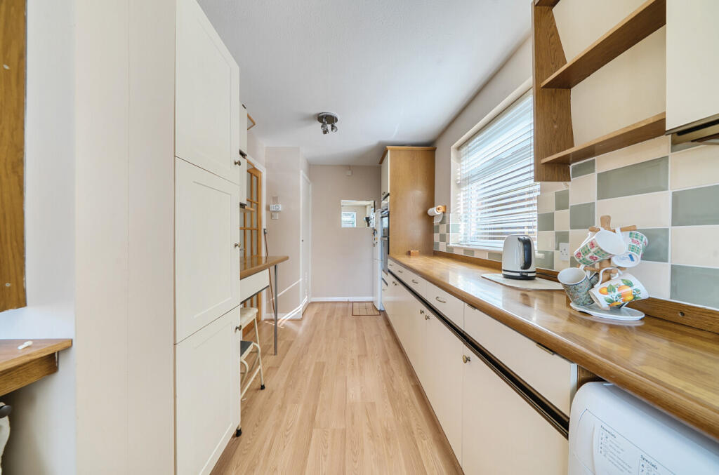 1343821-21-68a6ef...