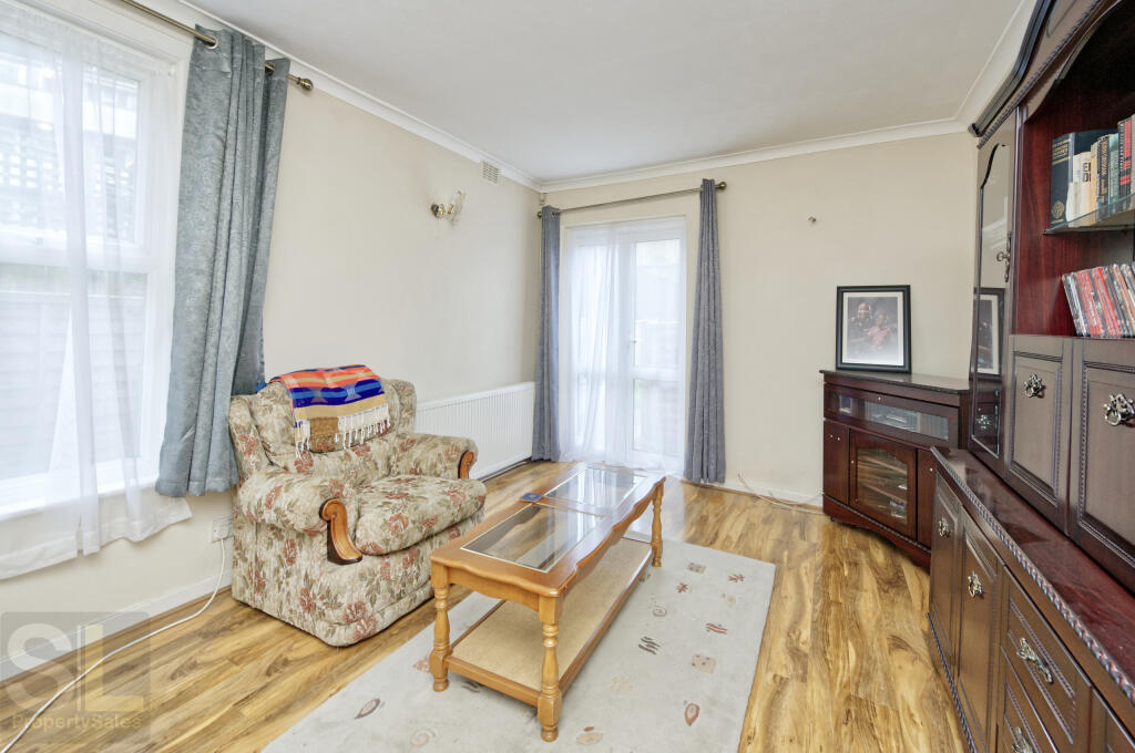12 ellenborough rd-1395