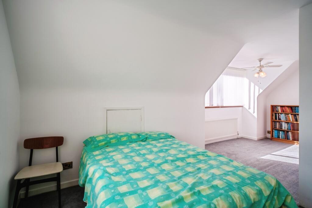 73langwithgardensholbeach-19