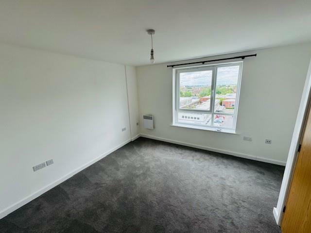 main bedroom 2.jpg