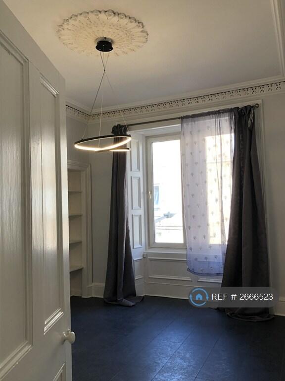Double Bedroom 2-2