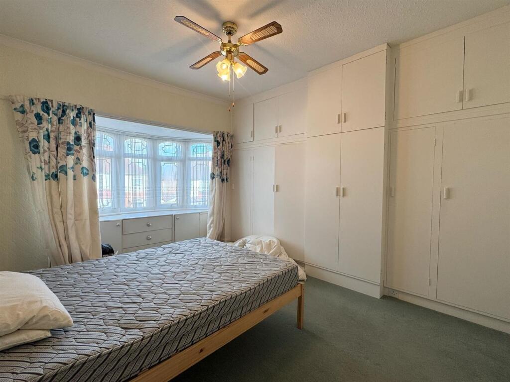 Bedroom 2..jpg