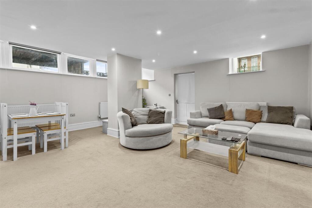 living room #2.jpg