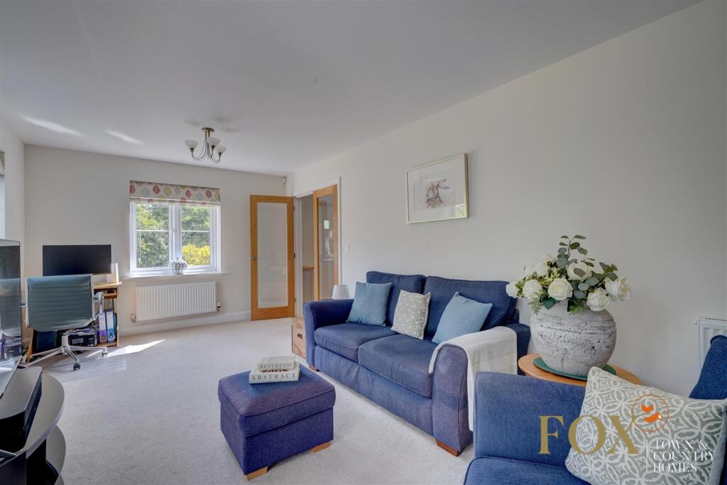 21 Wessex Grove (30).jpg