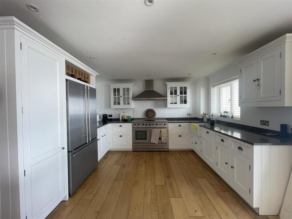 Keelan Kitchen.JPG