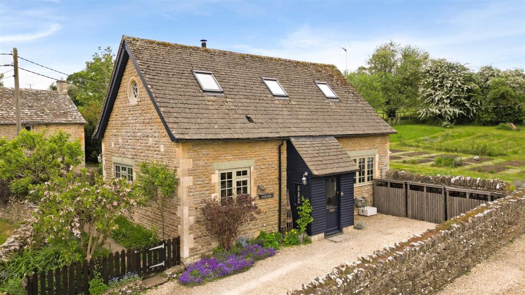 Bourne Cottage - Main 2