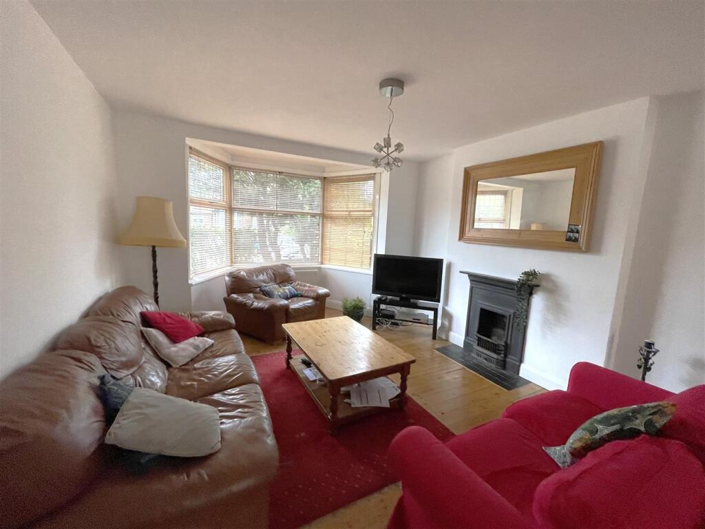 Living Room.jpeg