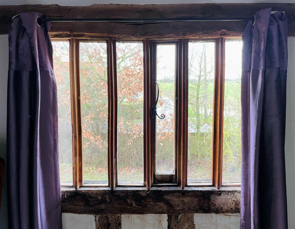 window3.jpg
