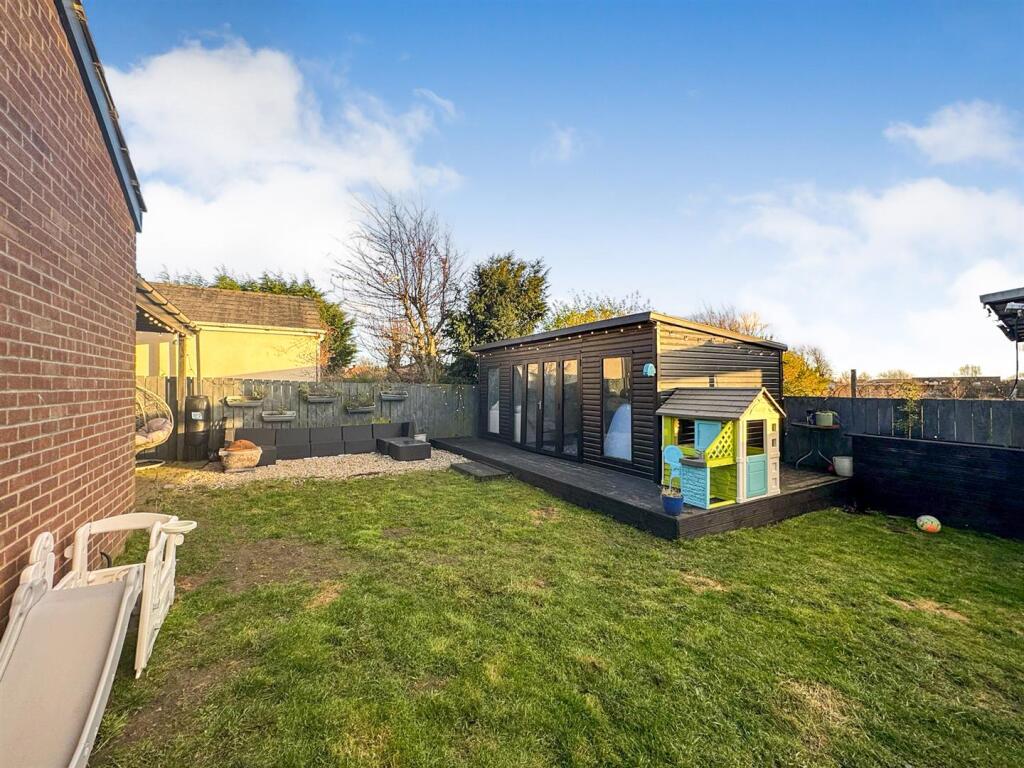 WhatsApp Image 2025-02-25 at 16.55.53_16c786b5.jpg