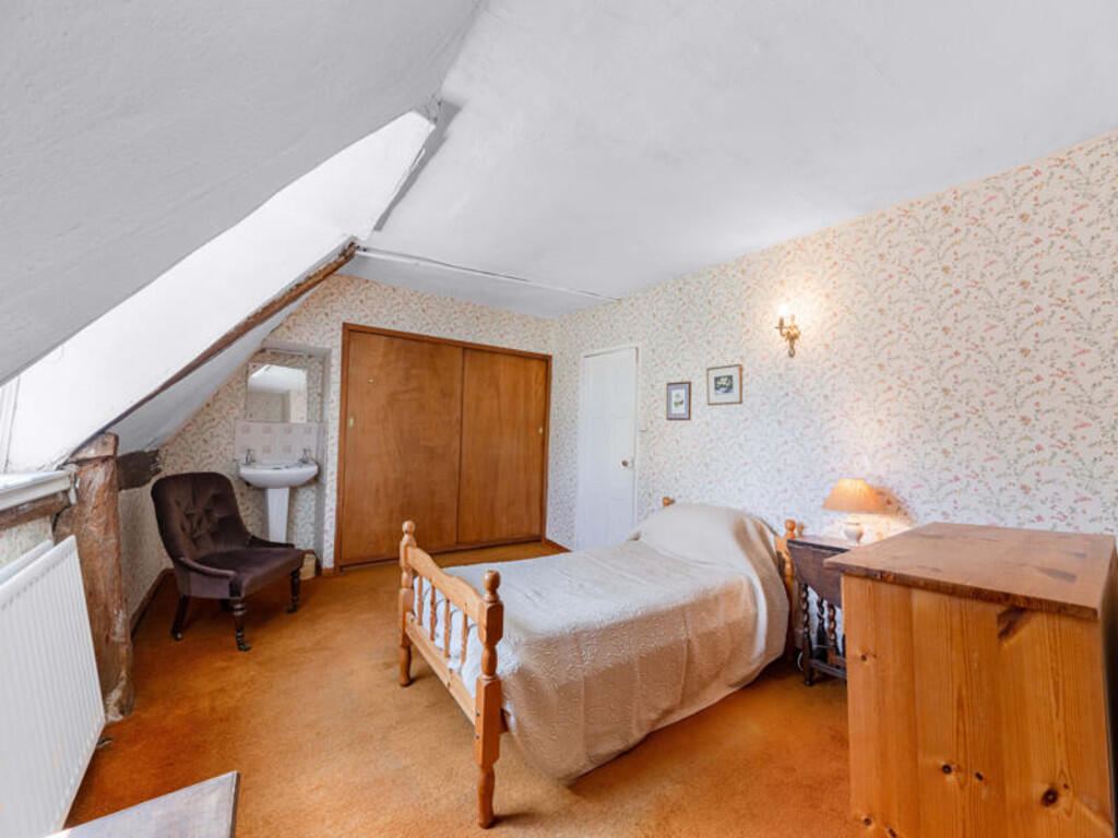 Hill Farmhouse Gr...