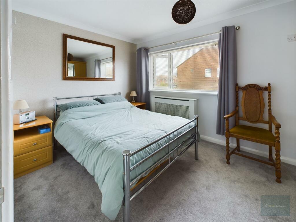 CAM02558G0-PR0239-ST