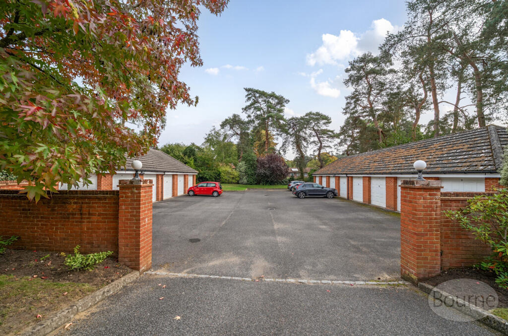 6f057378-edbf-46e...