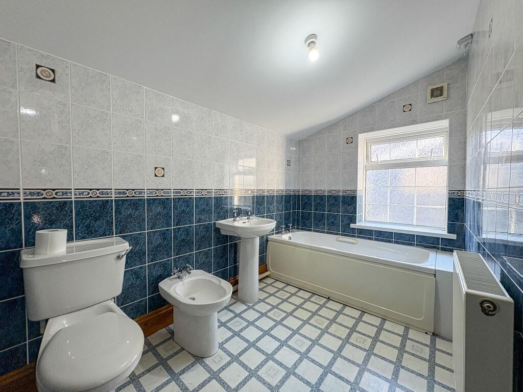 First Floor Bathroom