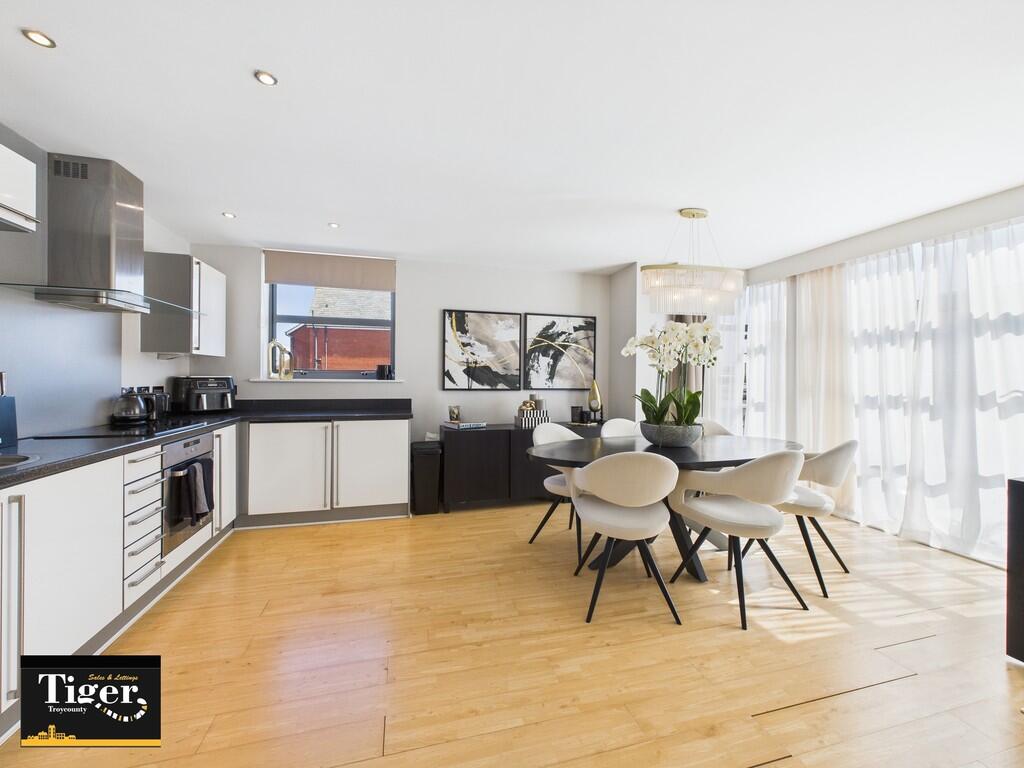 CAM03440G0-PR0305...