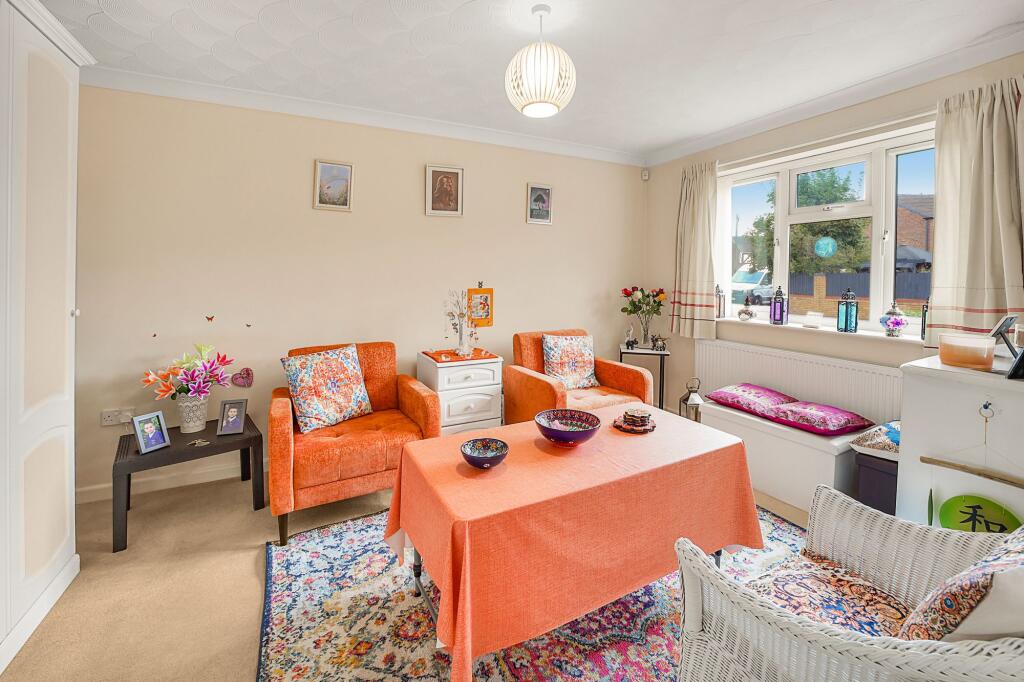 Bedroom / Reception Room