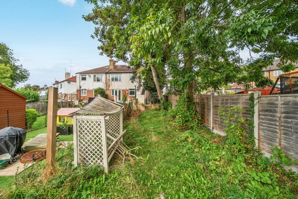 4d54ad35-f20c-43e...