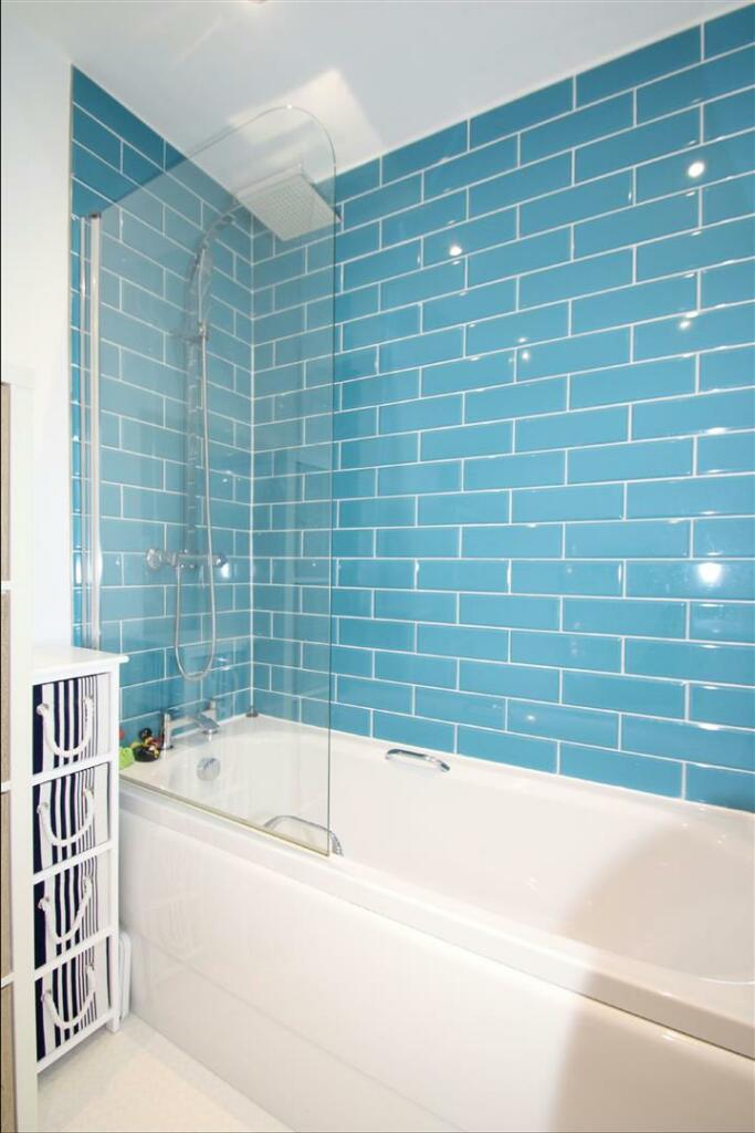 Bathroom 1 Aspect 2