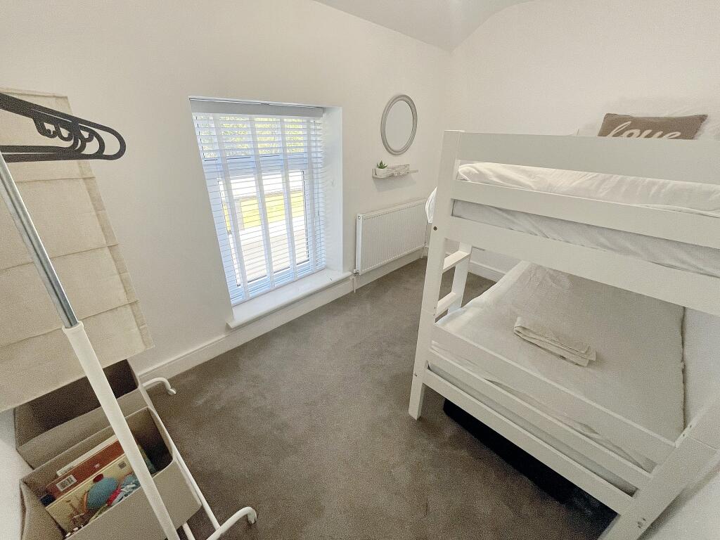 Bed2