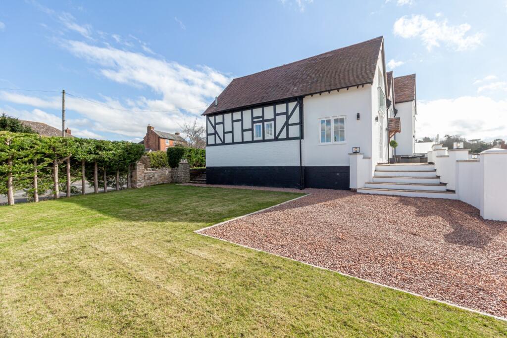 Severn Springs, Severn Stoke, WR8 9JA