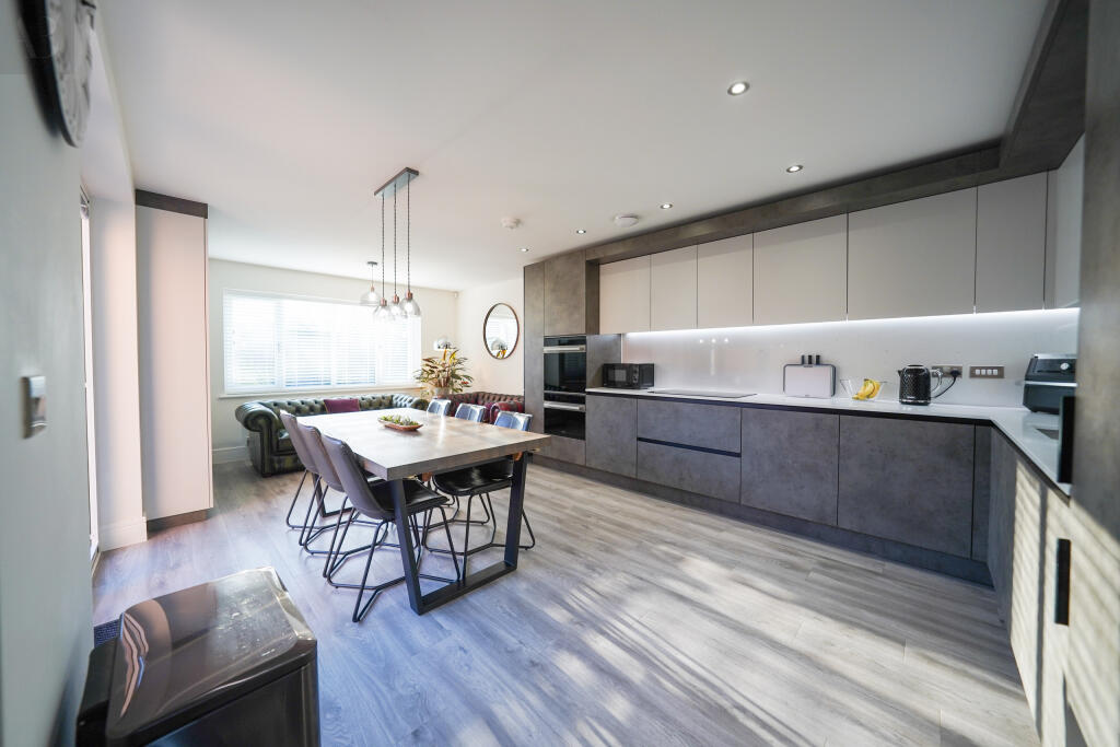 Kitchen Diner