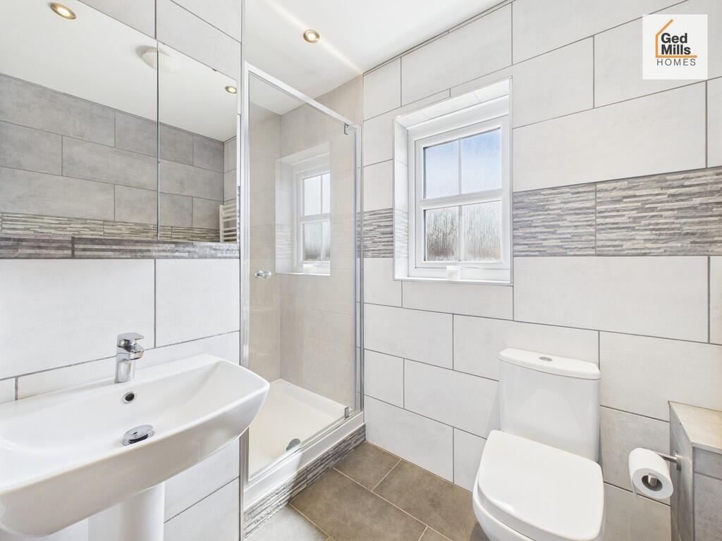 CAM04261G0-PR0056...