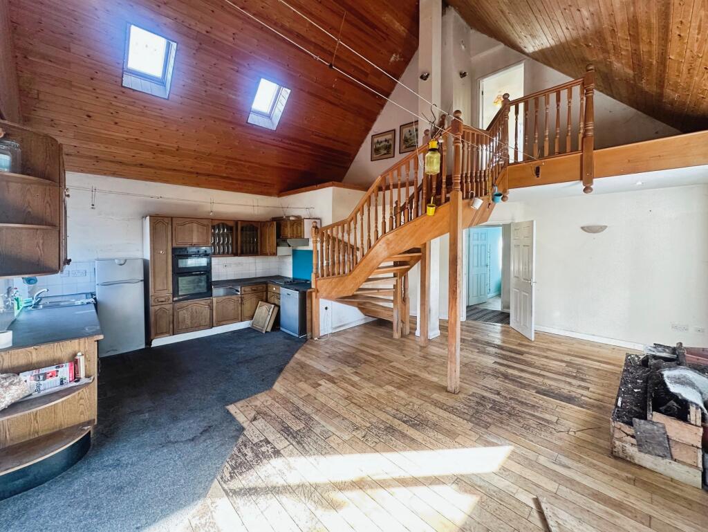 Kitchen/Dining/Lounge