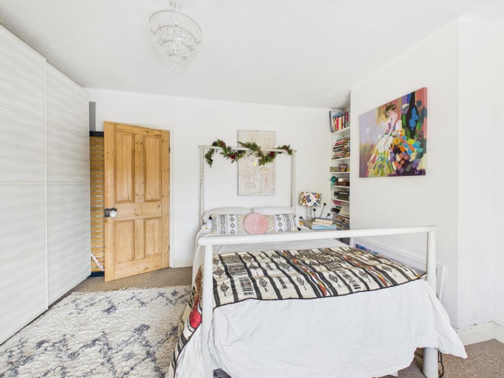 11.Bedroom 1