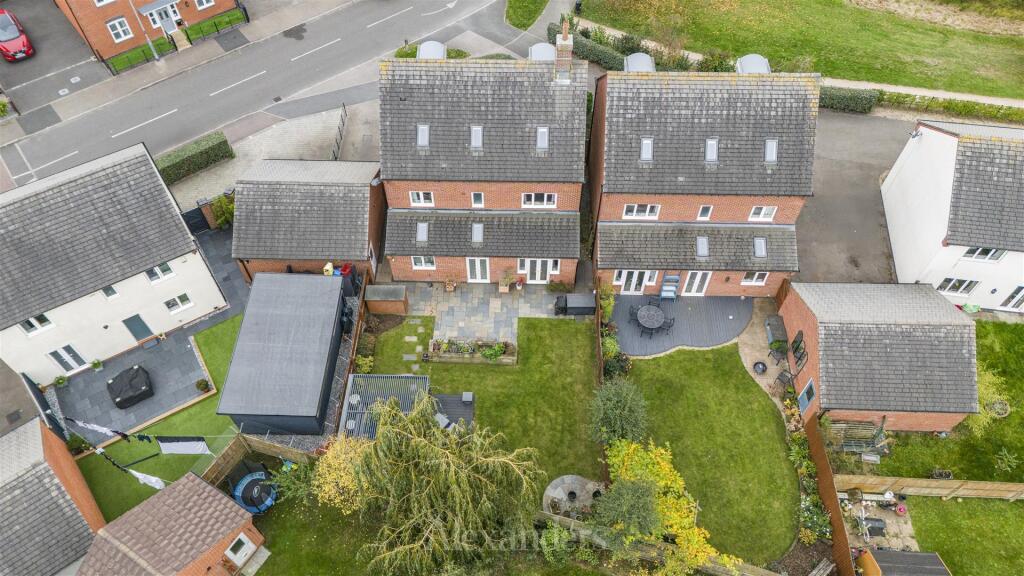 7 Usbourne way drone shots_-8.5.jpg