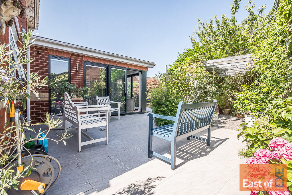 25 Well Oak Park ...