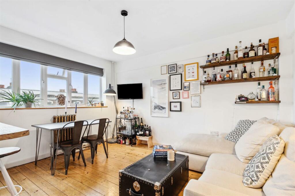 Flat 41 Sandhurst Court, Acre Lane, Brixton, SW2-4