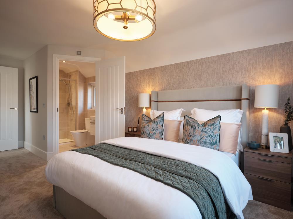 redrow-the-shaftesbury-main-bedroom-52633.jpg