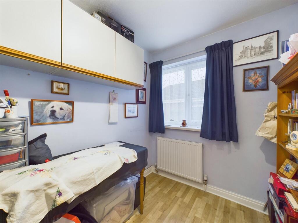 Bedroom: