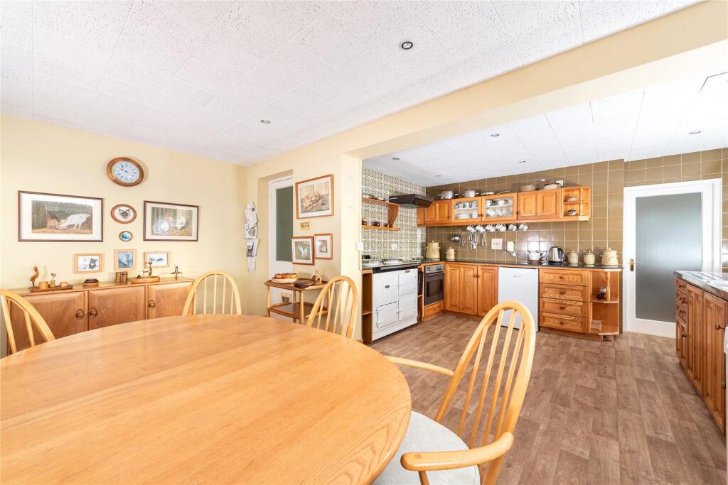 Kitchen/Breakfast