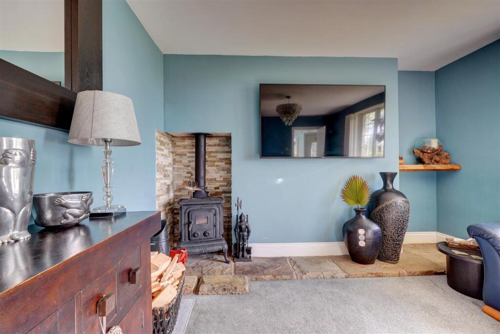 7 The Avenue (4).jpg