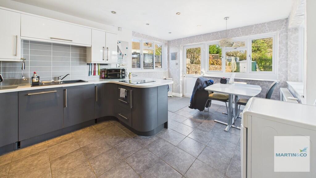 CAM03663G0-PR0213...