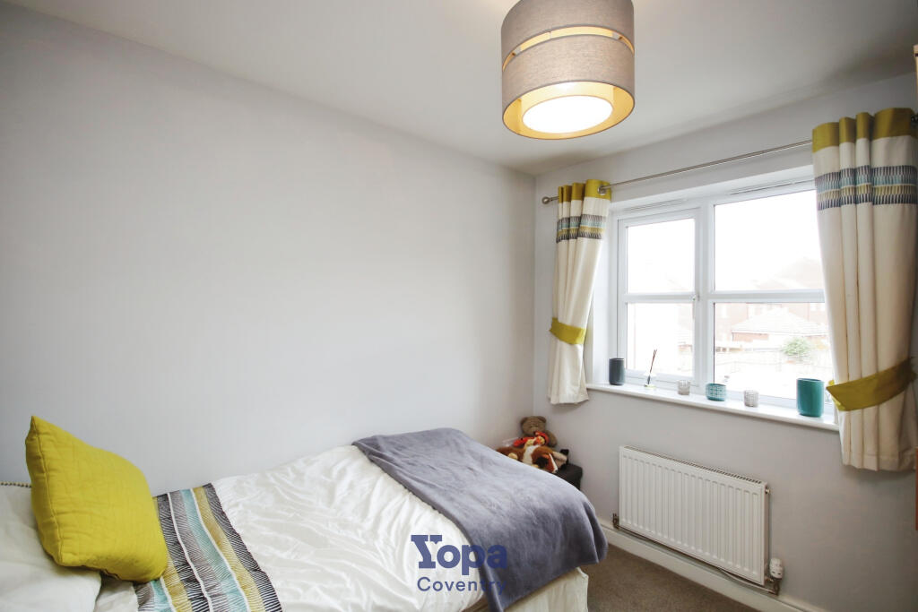 0b7d4338-Bed 202.JPG