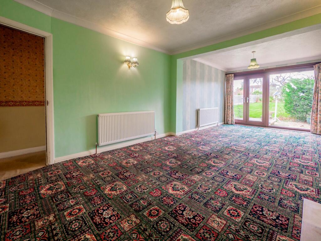 lounge/dining room  a