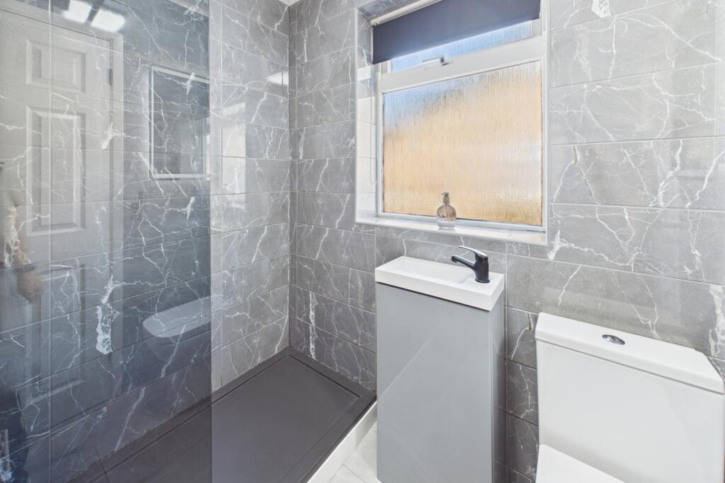 CAM03162G0-PR0291-STILL009