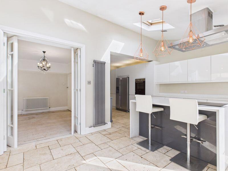 Kitchen diner